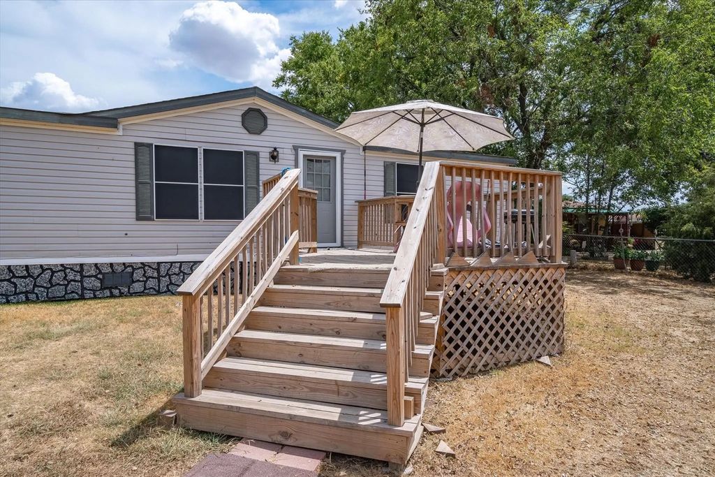 618 Vz County Road 3416, Wills Point