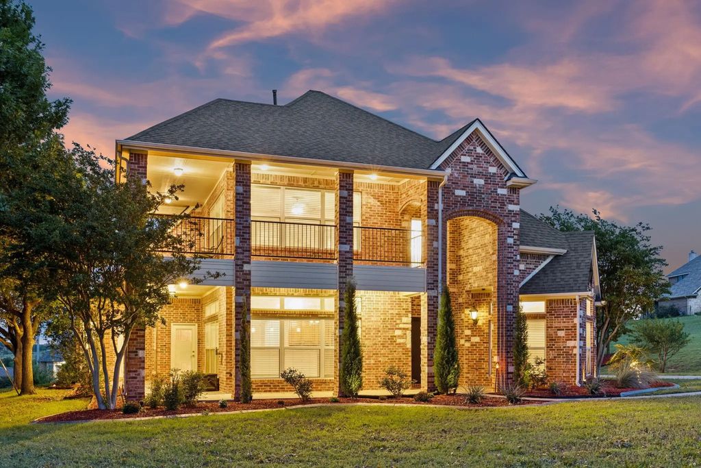 3721 S Lighthouse Hill Lane, Fort Worth