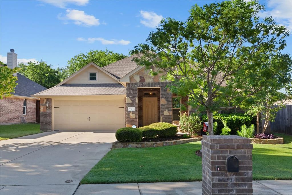 6333 Wright Armstrong Street, Fort Worth