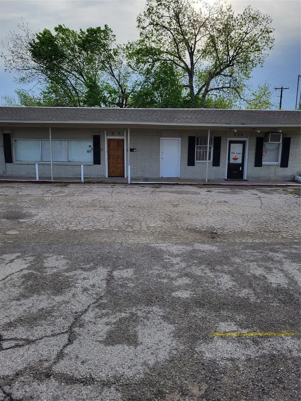 899 S Cherry Lane 1a & 2b, White Settlement