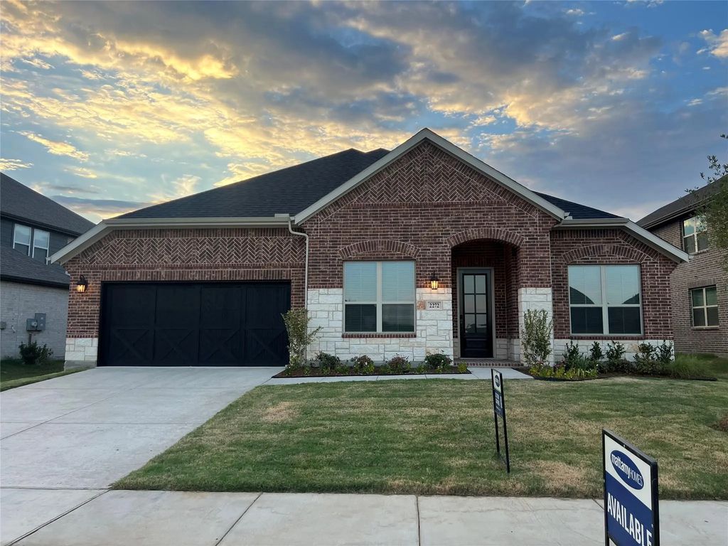 2272 Valencia Drive, Little Elm