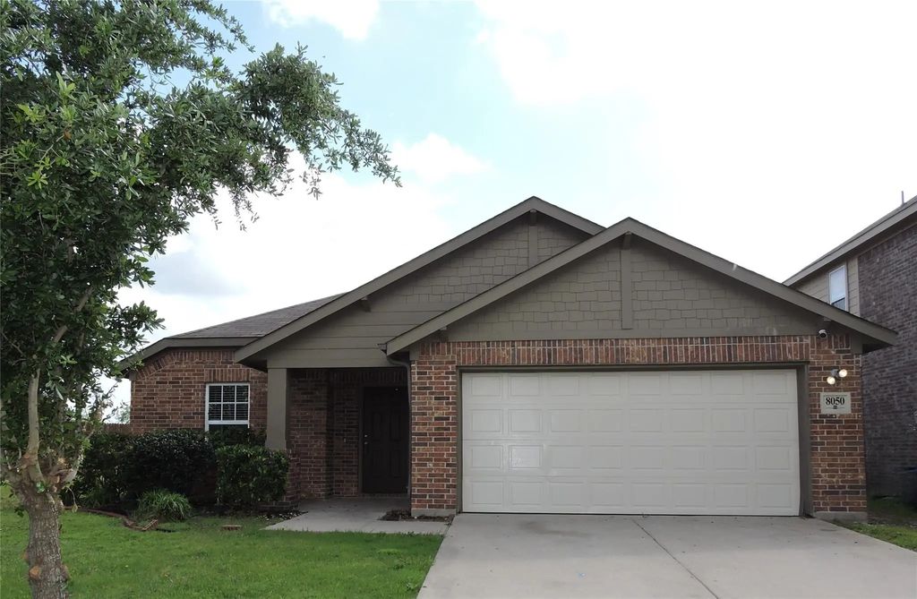 8050 Privet Street, Forney