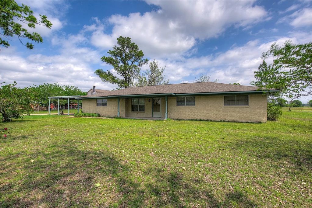 7007 State Highway 50, Commerce