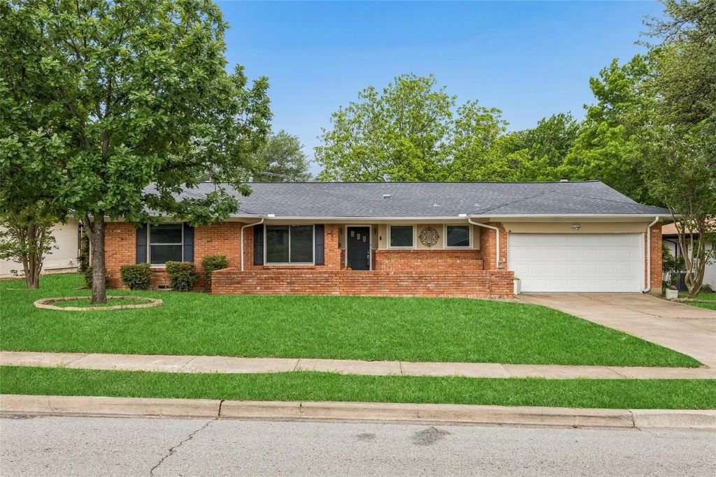 181 Easton Road, Dallas