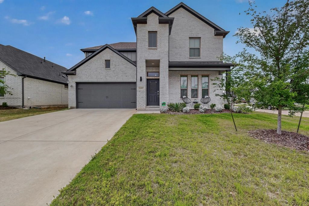 655 Southern Hills Drive, Red Oak
