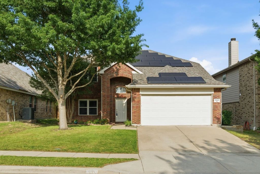 10020 Chrysalis Drive, Fort Worth