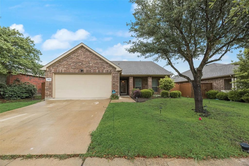 4004 Red Rock Drive, Heartland