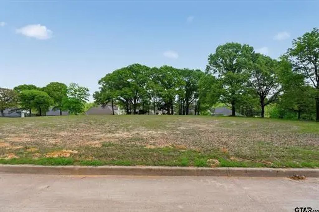 2473 Wellington Trace, Tyler