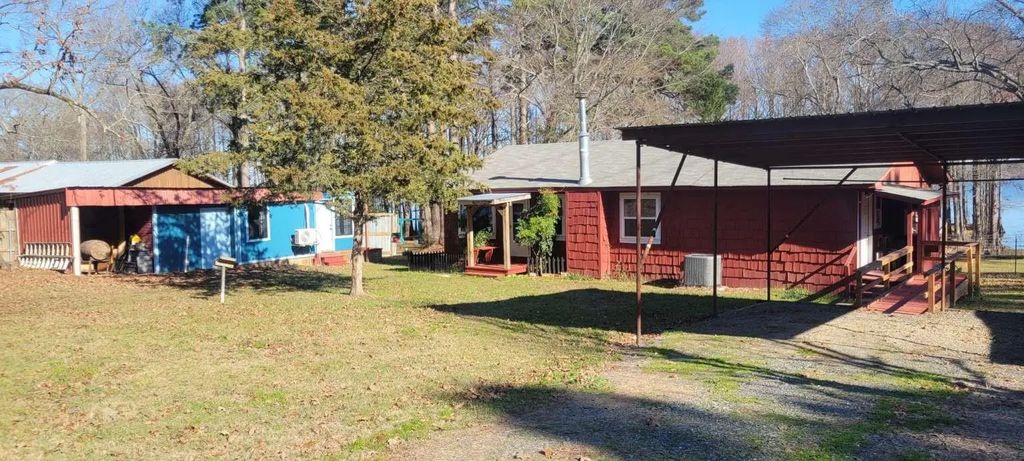 8234 Haphazard Road, Mooringsport