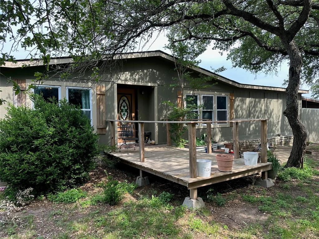 7250 County Road 350, Blanket