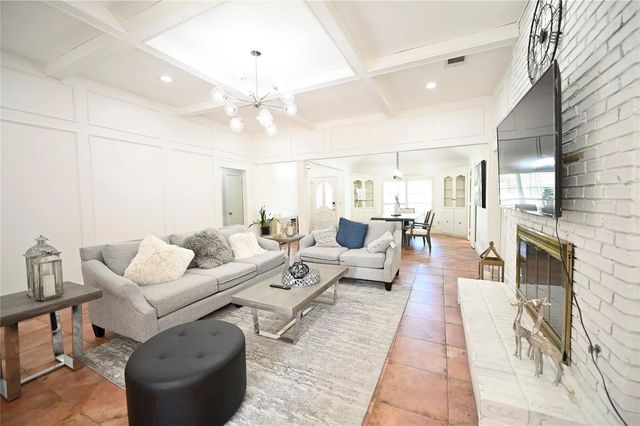 2430 Beaver Run, Garland