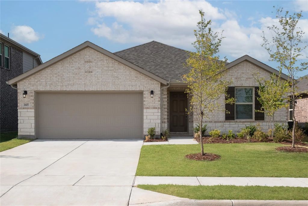 1605 Gulin Street, Royse City