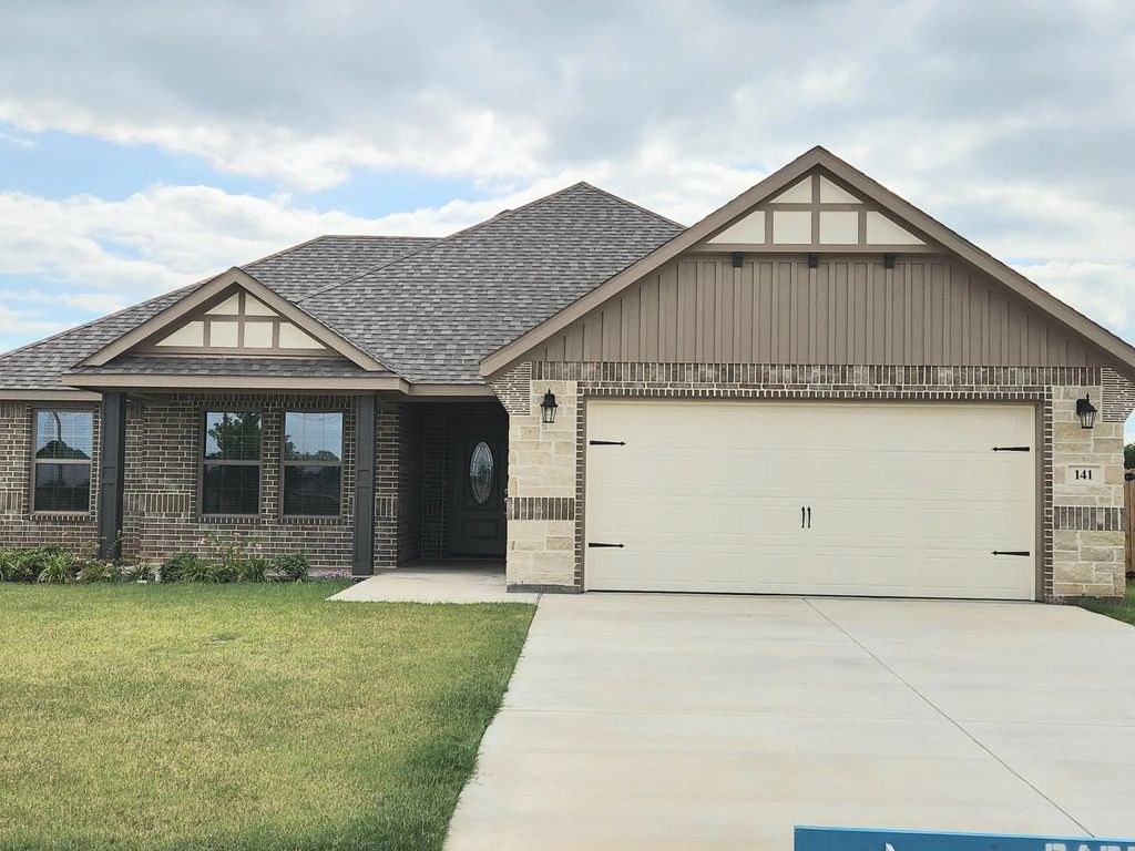 141 Joel Street, Springtown