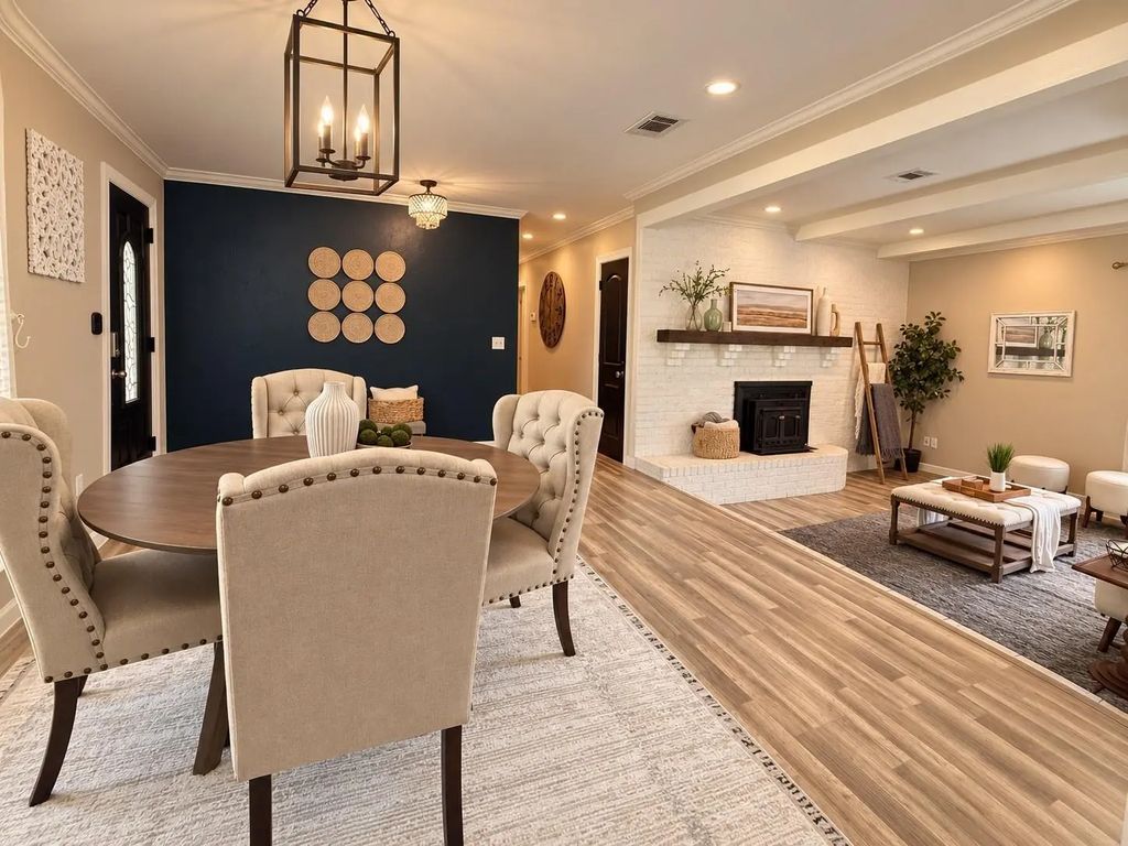 126 Oak Lane, Burleson