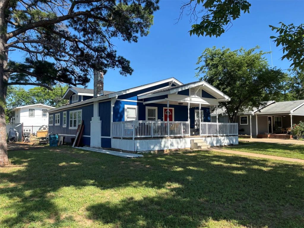 200 S Hillcrest Avenue, Eastland
