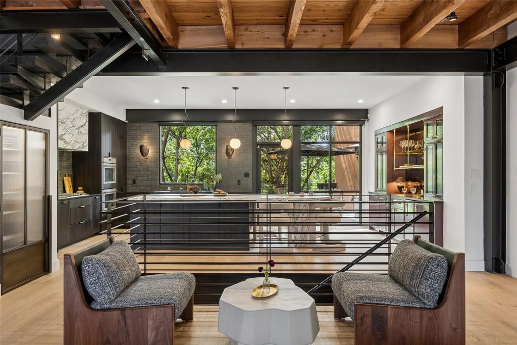2911 Magnolia Hill Court, Dallas