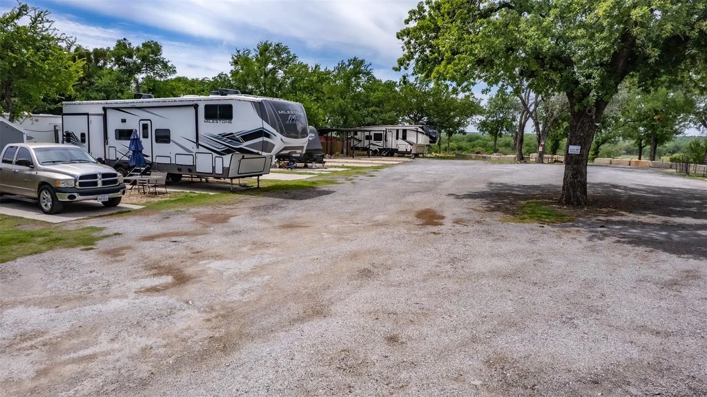 4650 Robertson Road, Fort Worth