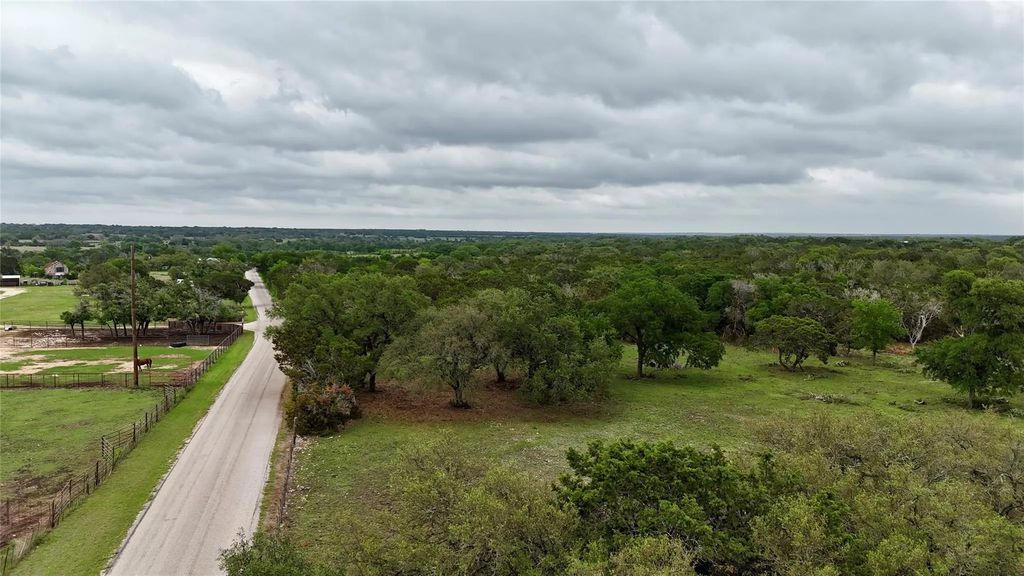 903 County Road 112, Burnet