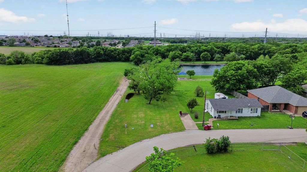 519 New Street, Royse City