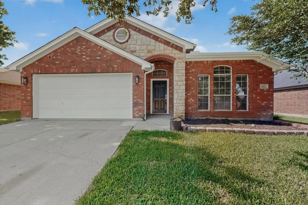 612 Mooney Drive, Saginaw