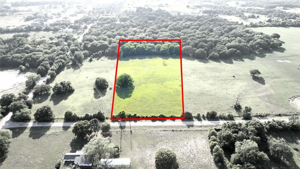 201 Campbell Lane, Springtown