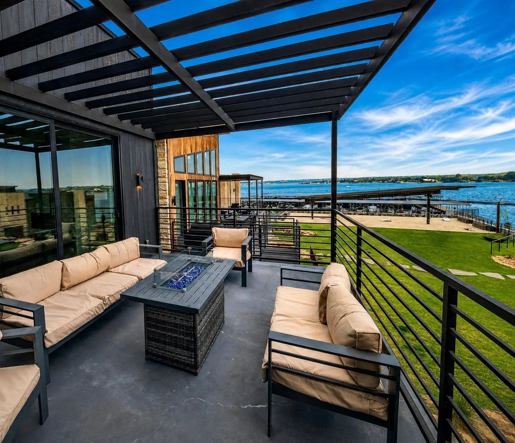 12 Breakwater Bend, Graford