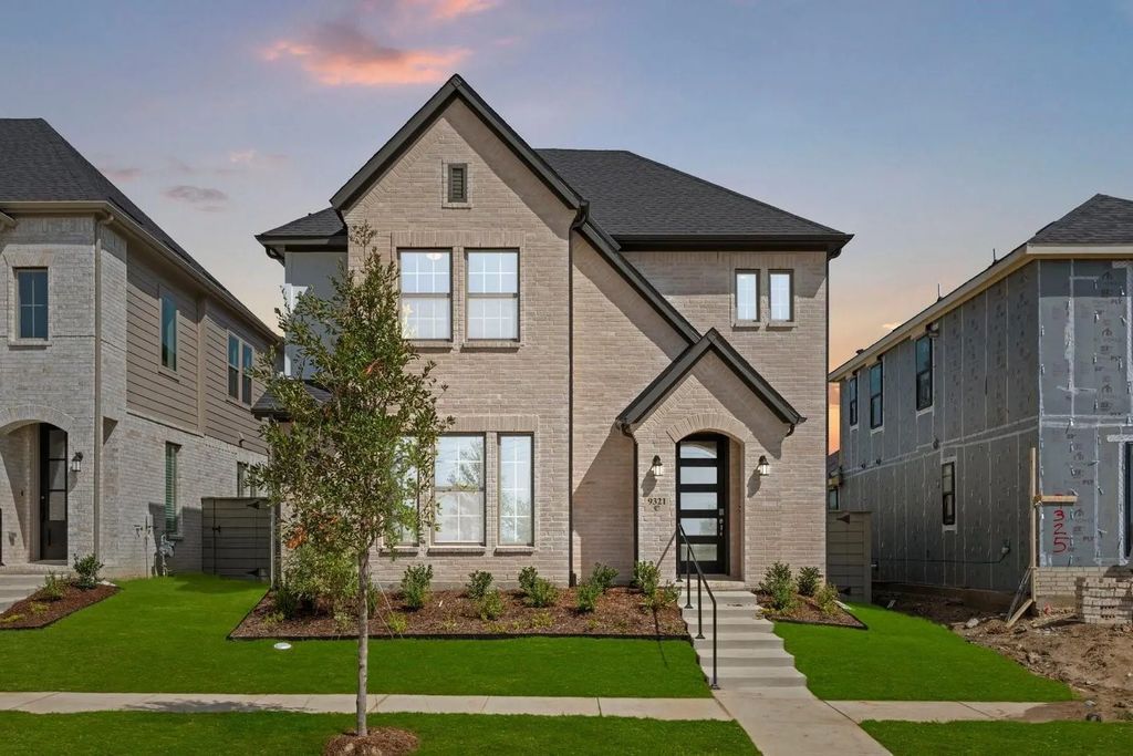 9321 Rolling Meadow Way, Denton