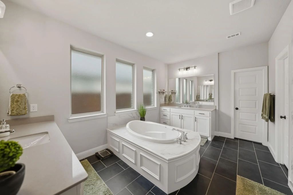 9801 Wexley Way, Fort Worth