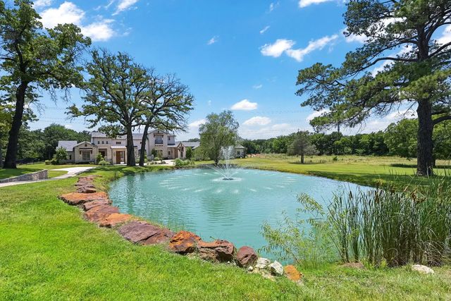 7120 Shady Grove Road, Keller
