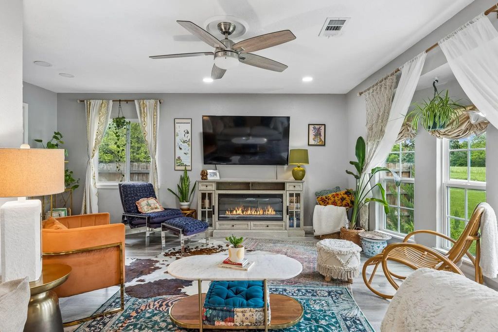 2306 W Five Mile Parkway, Dallas
