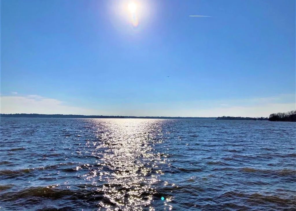 Cross Lake Point Drive 14, Shreveport