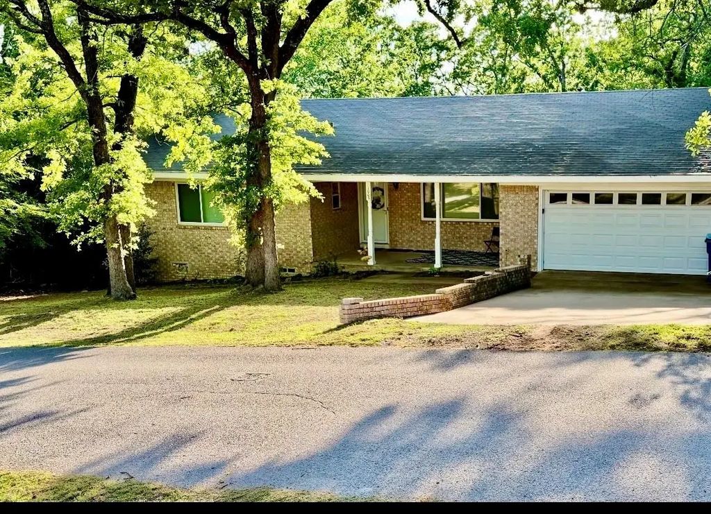 1005 Balboa Street, Denison