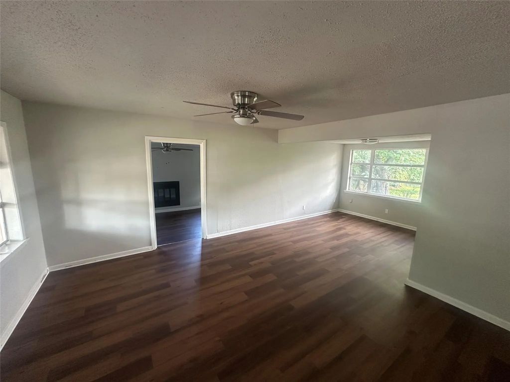 2908 Binyon Street, Fort Worth