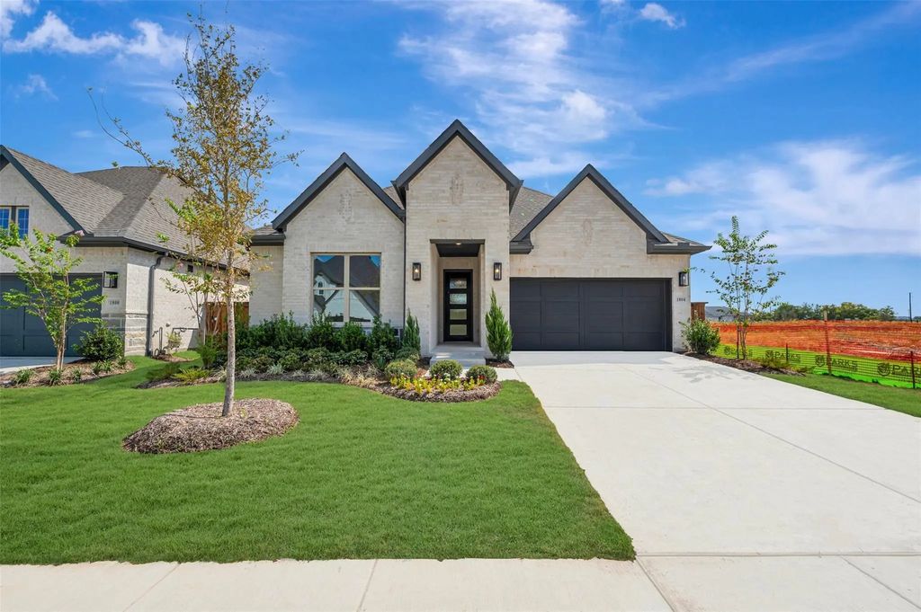 1804 Stanley Park Court, Celina