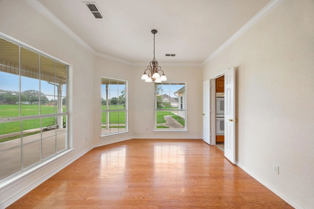 7644 County Rd 302 Road, Terrell
