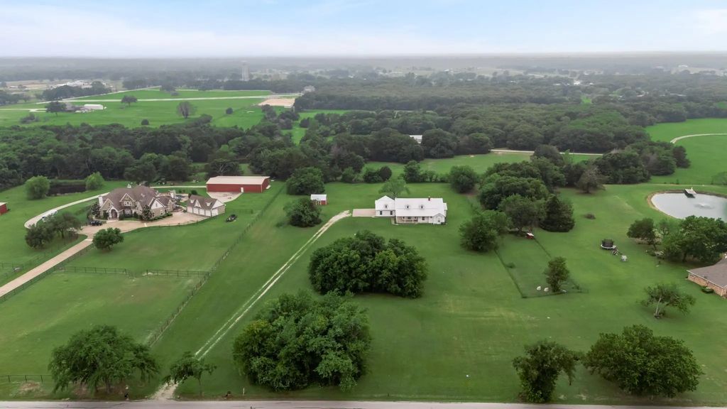 7644 County Rd 302 Road, Terrell