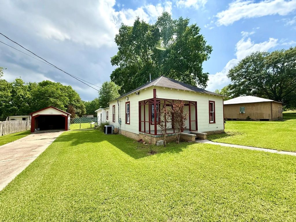 205 Lake Street, Mooringsport