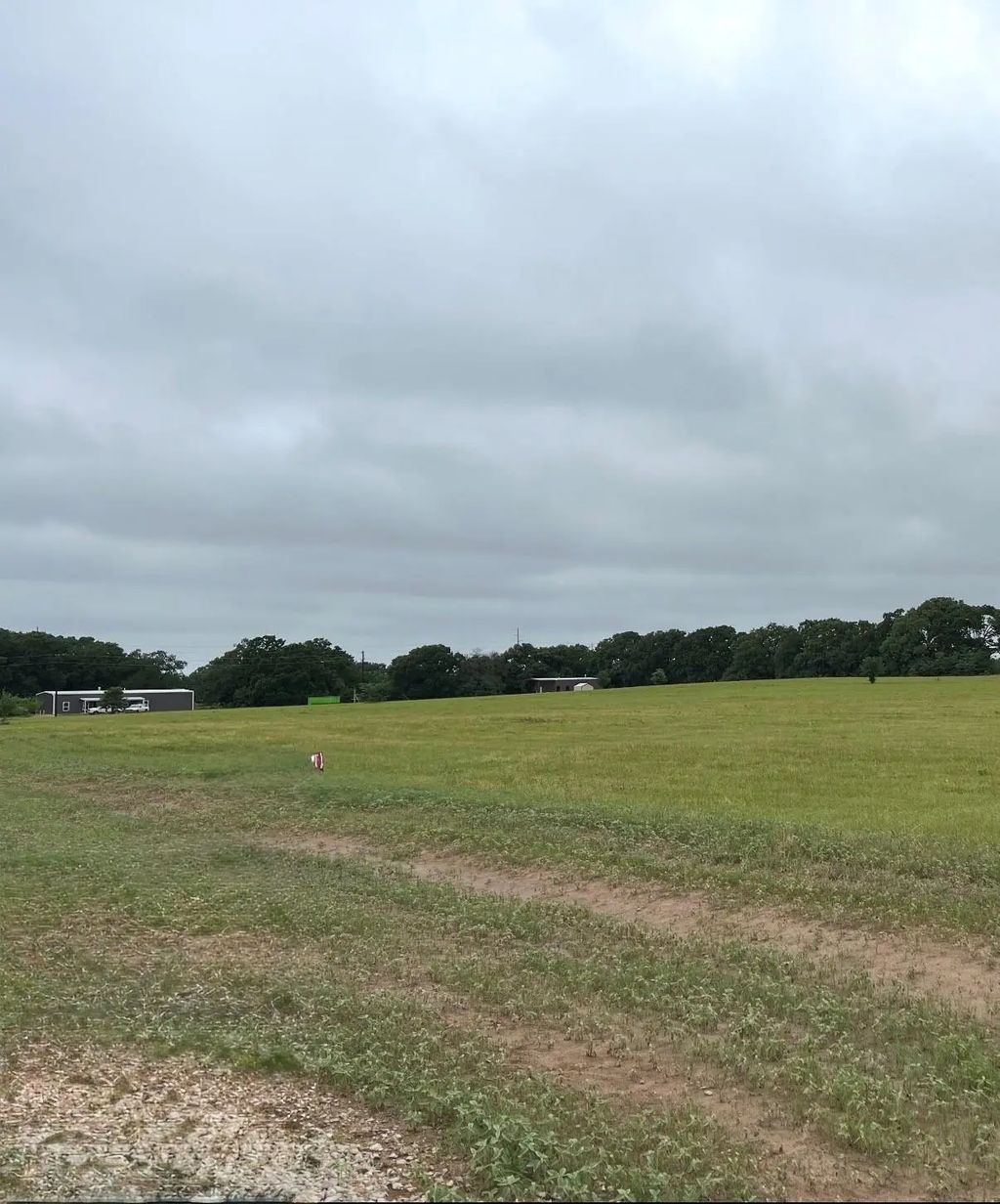 9459 Private Road 6907, Eustace
