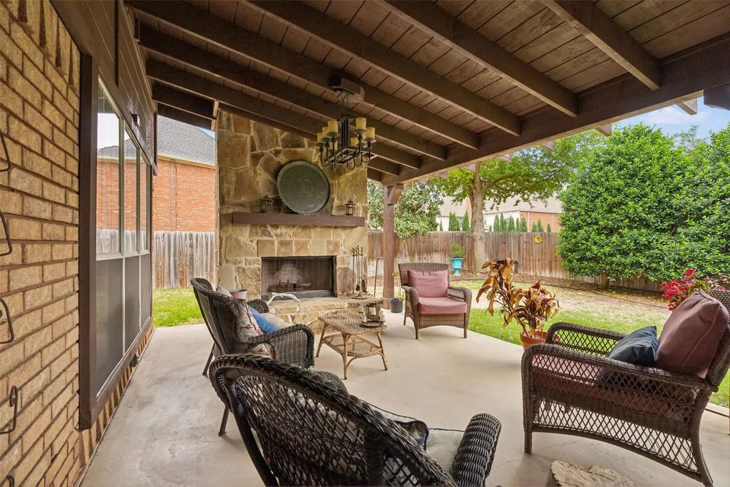 5109 Dewdrop Lane, Fort Worth
