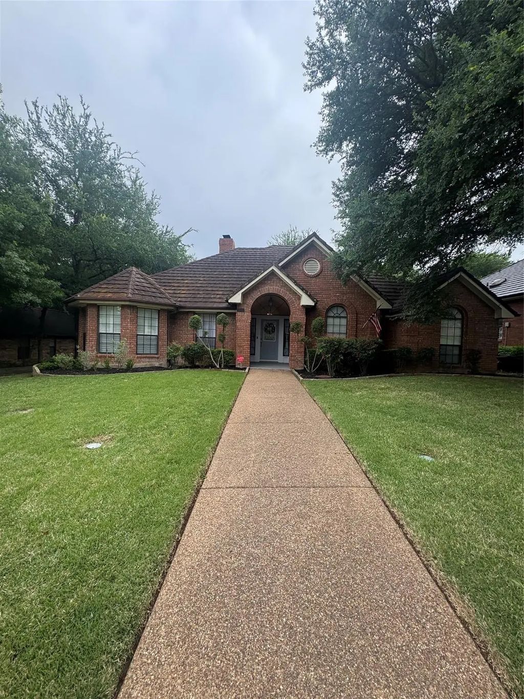 713 Ashley Drive, Hurst