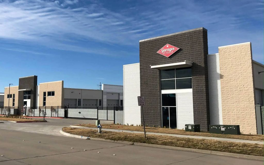 2137 Chelsea Boulevard D12, Allen