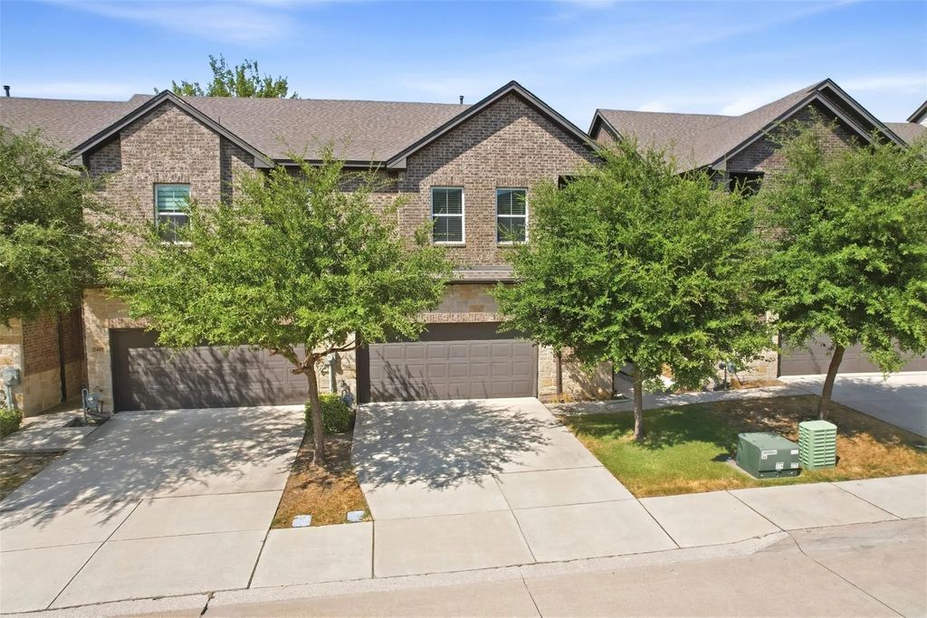 2413 Ash Lane, Sachse