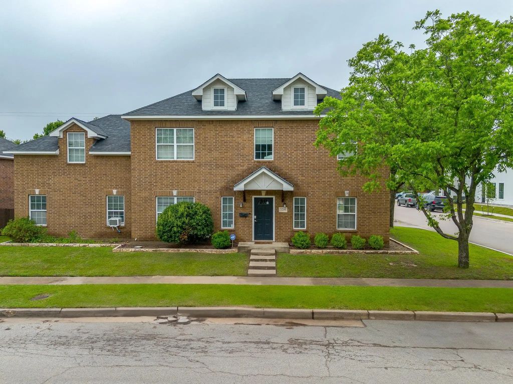 3200 Lubbock Avenue, Fort Worth