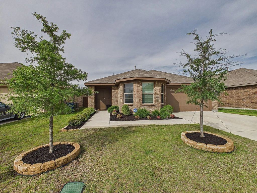 16705 Porterfield Lane, Justin