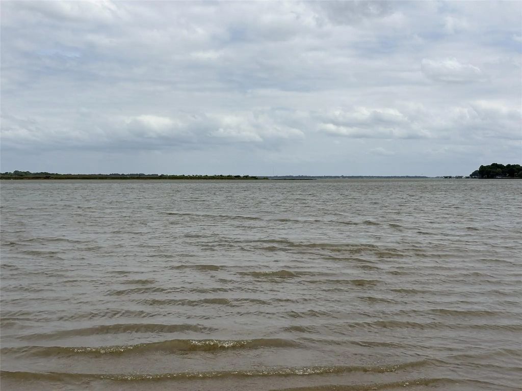 204 Causeway Cove, Seven Points