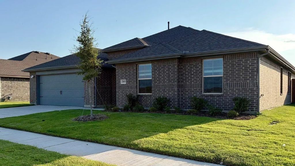 2005 Reveille Way, Terrell