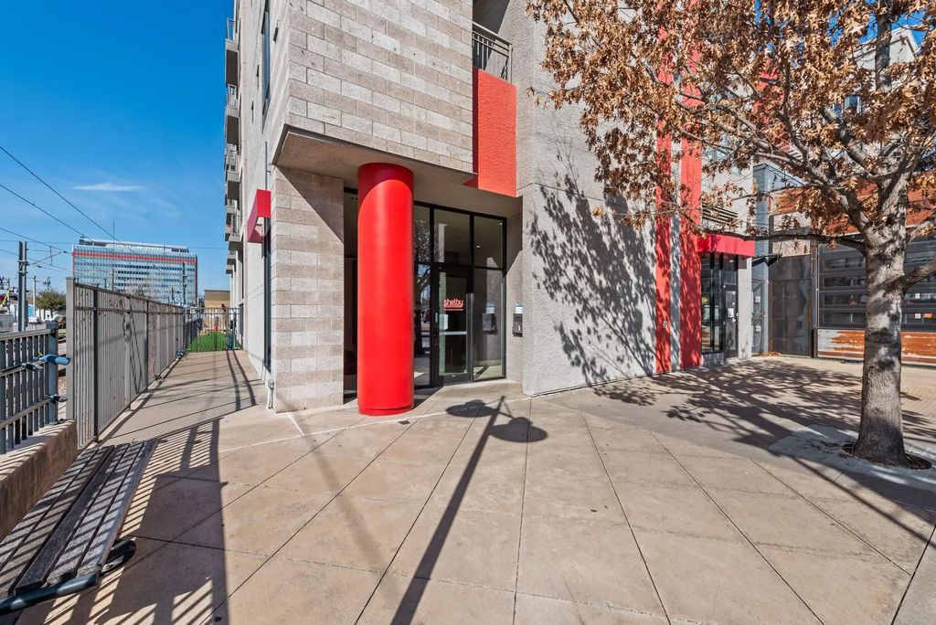 5609 Smu Boulevard 207, Dallas