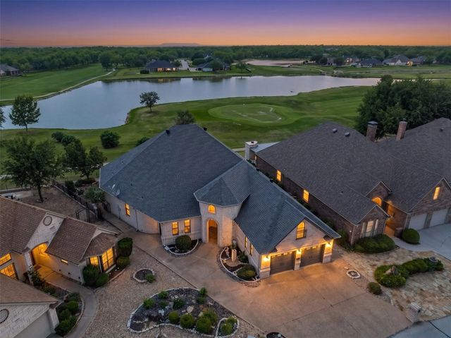9520 Nutcracker Court, Granbury