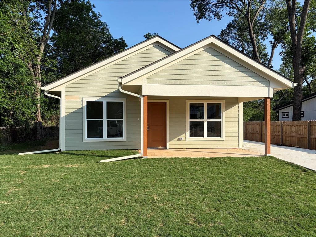 1025 Harlem Street, Waco