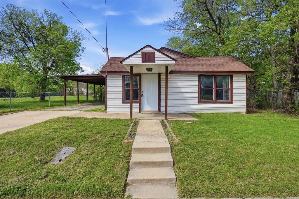 403 Elmo Street, Cleburne